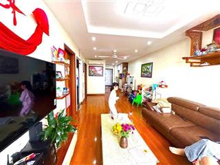 Bán căn hộ tòa b hateco hoàng mai dt 62m2 2 p ngủ 2 wc. đầy đủ nội thất, giá 5,2 tỷ  0983 873 ***