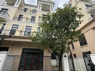 Bán gấp 16ty7 bao phí, 120m khu cọ xanh vin2 ,đặc biệt gần 2 công viên trước và sau nhà thoáng