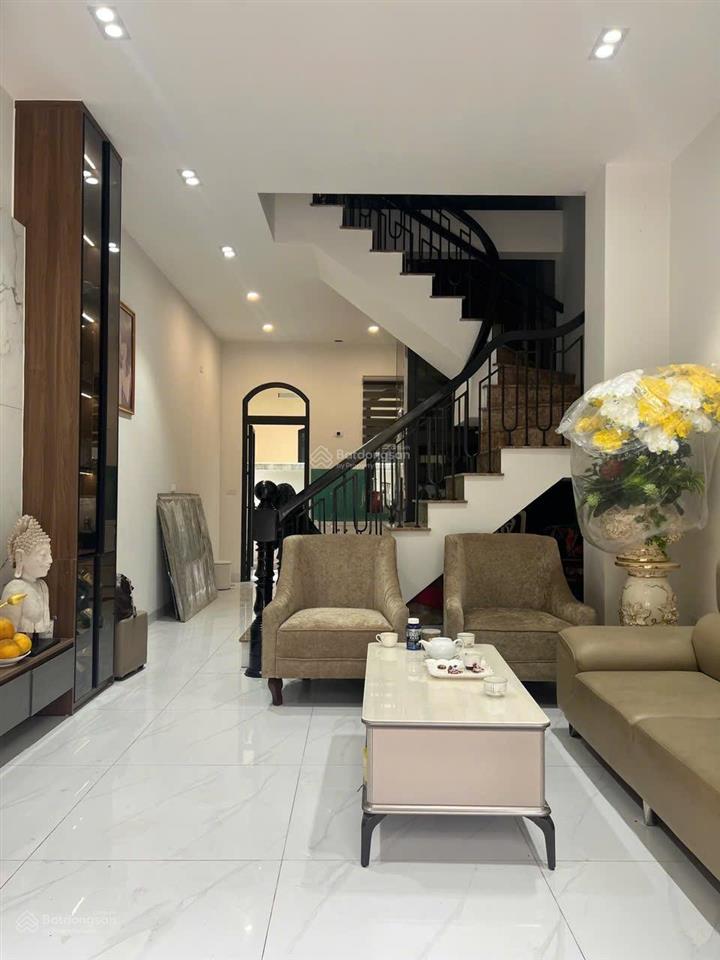 Vin2 48m hoàn thiện có thang máy , bán 8ty550 ,