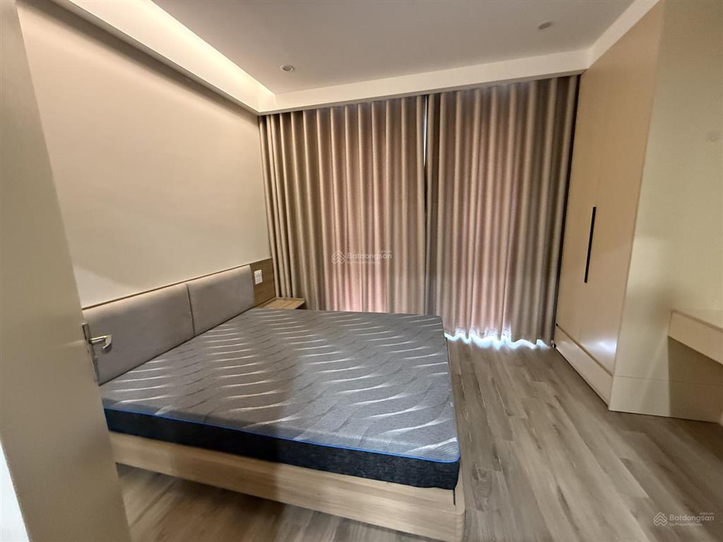Cần bán nhanh 60m giá 11ty nhà hoàn thiện mới , có thang máy