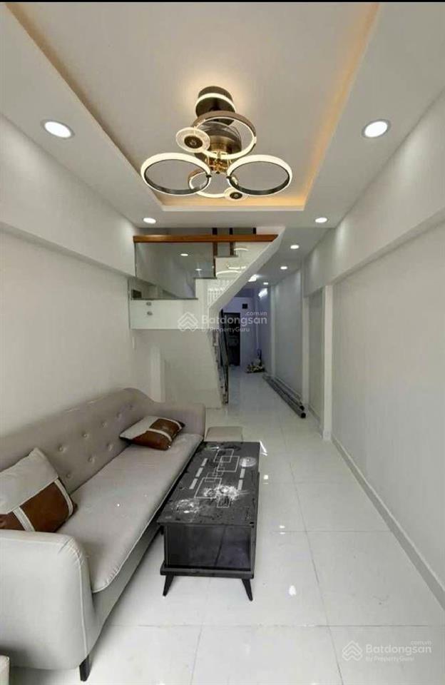 Bán nhà quận 8 mới xây, hẻm xe hơi bến bình đông  sổ riêng  60m2 sử dụng nhỉnh 3 tỷ