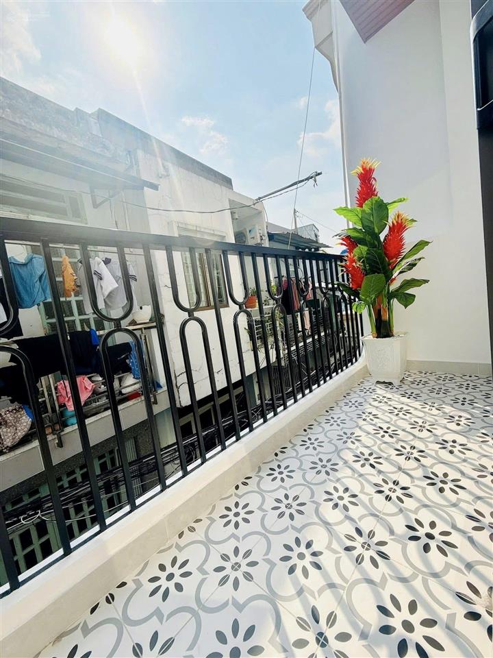 Bán nhà mới xây hưng phú quận 8  36m2  2 tầng  sổ hồng riêng  chỉ hơn 4 tỷ