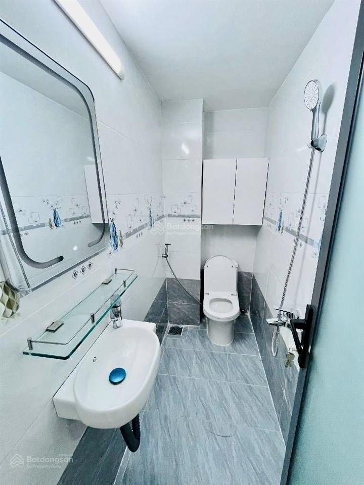 Bán nhà quận 8  phạm thế hiển  3 tầng 37m2  tặng full nội thất  nhỉnh 5 tỷ