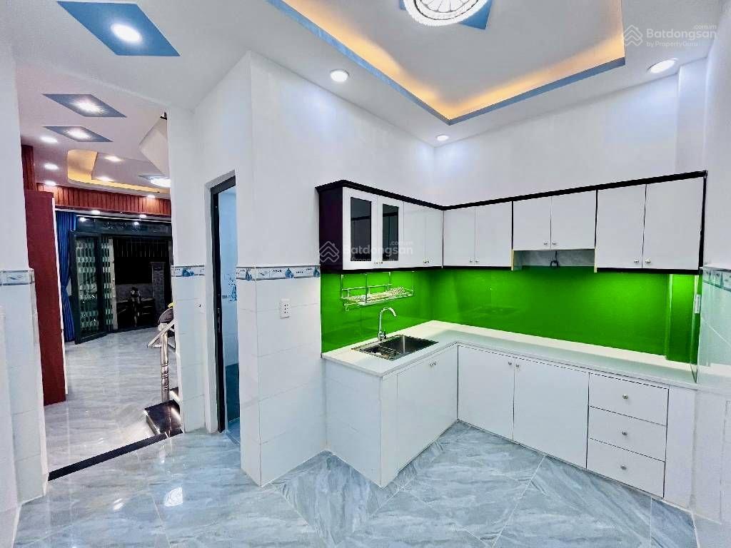 Bán nhà quận 8  phạm thế hiển  3 tầng 37m2  tặng full nội thất  nhỉnh 5 tỷ