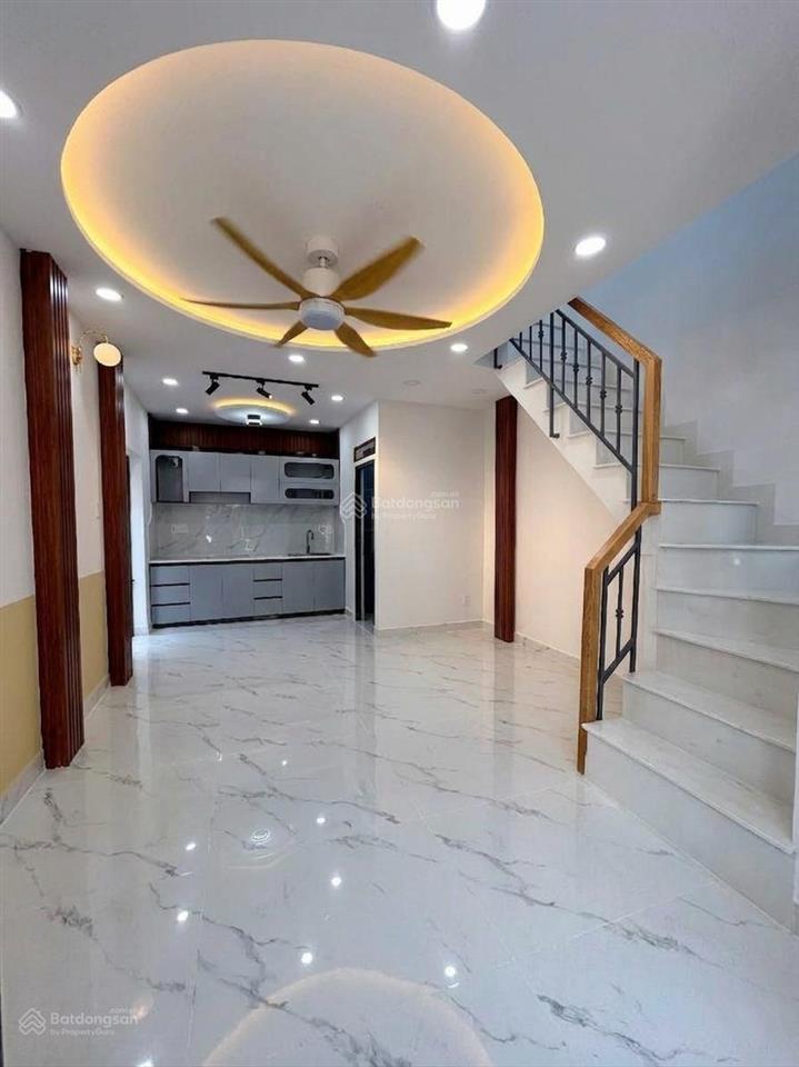 Bán nhà nhỏ tặng nhà to khu phố vip âu dương lân, quận 8  43m2  chỉ hơn 5 tỷ