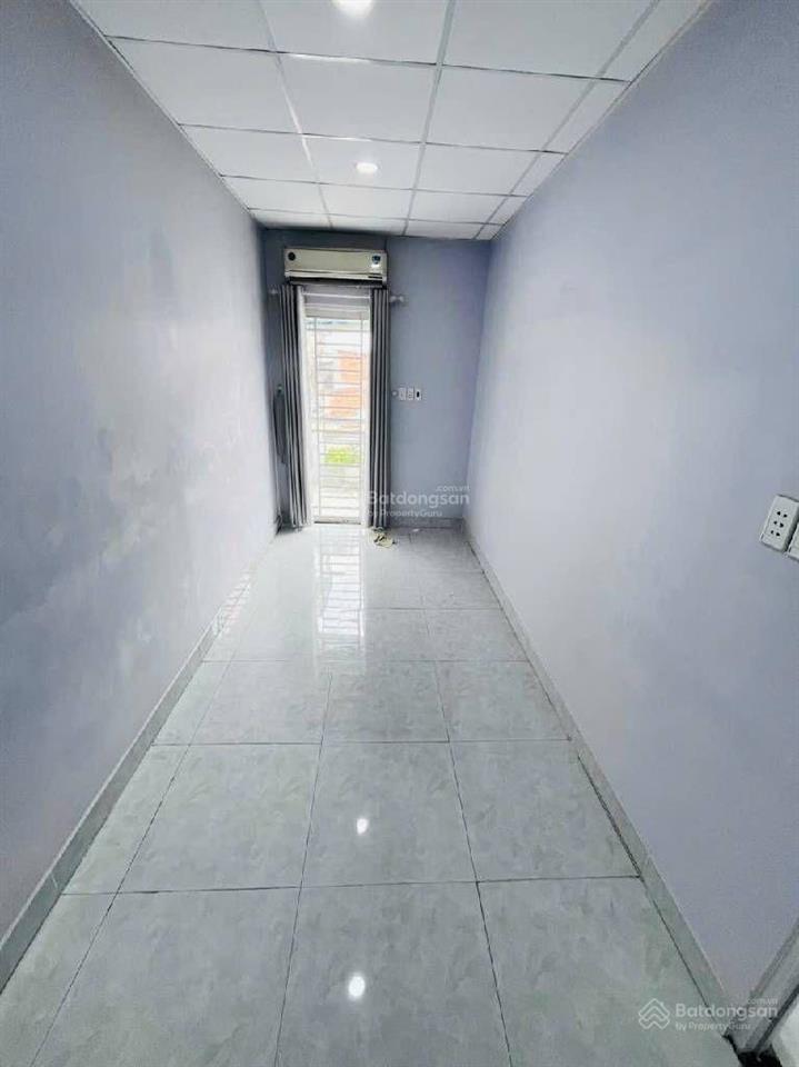 Bán nhà hẻm thông đường bùi minh trực, quận 8  39m2  sổ riêng  ko quy hoạch  chỉ hơn 4 tỷ