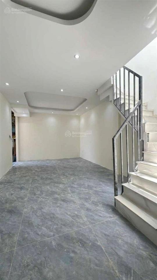 Nhà mới xây đường nguyễn thị tần, quận 8  dt 28m2  sổ riêng, không quy hoạch  nhỉnh 2 tỷ