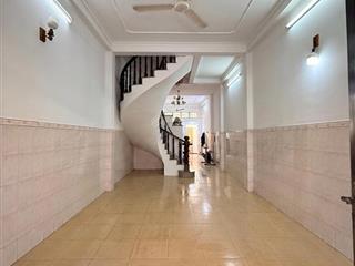 Cần bán gấp căn nhà 4 tầng gần cầu chà và  kdc hiện hữu  sổ riêng  64m2  nhỉnh nhẹ 7 tỷ
