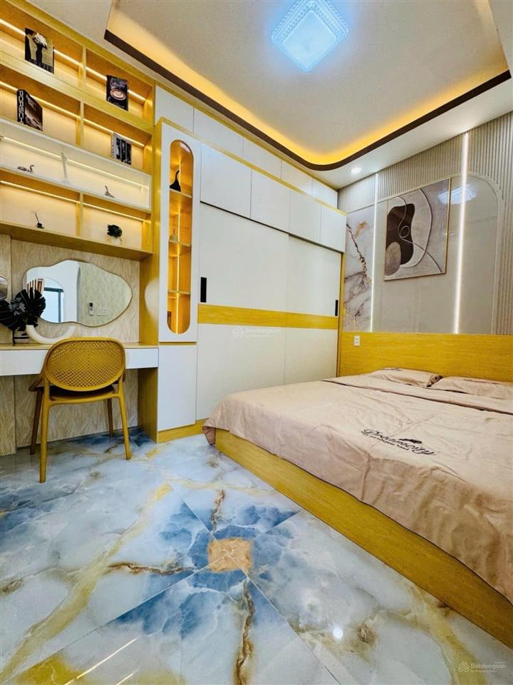 Nhà mới lô góc, hẻm ô tô nhỏ âu dương lân  33m2  full nội thất  nhỉnh 5 tỷ