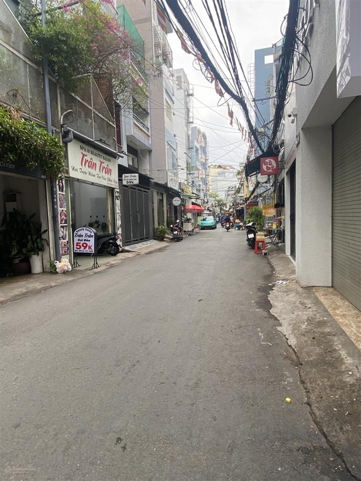 Nhà mới lô góc, hẻm ô tô nhỏ âu dương lân  33m2  full nội thất  nhỉnh 5 tỷ