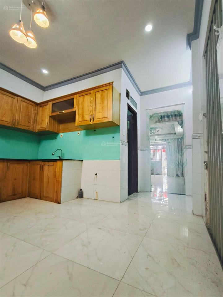 Giảm mạnh bán nhanh nhà lô góc hẻm thông dương bá trạc, quận 8  dt 54m2  2 tầng  chỉ hơn 5 tỷ