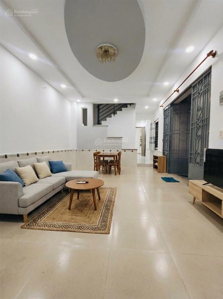 Bán nhà đẹp 2 mặt thoáng, hẻm ô tô thông tám danh, phường chánh hưng  56m2  sổ riêng  hơn 7 tỷ