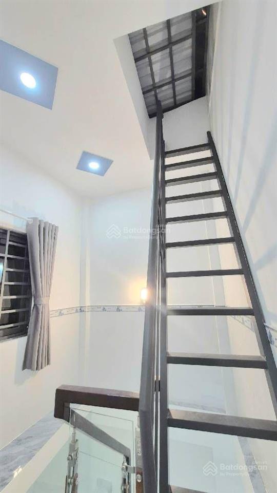 Nhà mới hưng phú, quận 8  27m2  3 tầng  sổ riêng  tặng nội thất  nhỉnh 4 tỷ