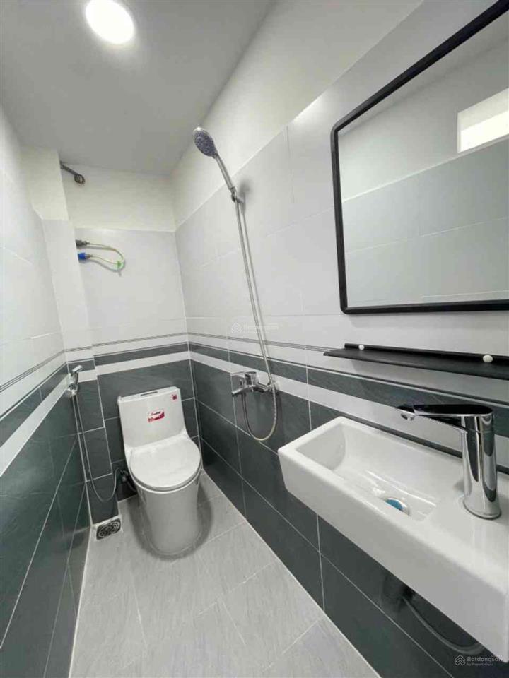 Nhà mới nguyễn thị tần, quận 8  23m2  2 tầng  sổ riêng  2.78 tỷ