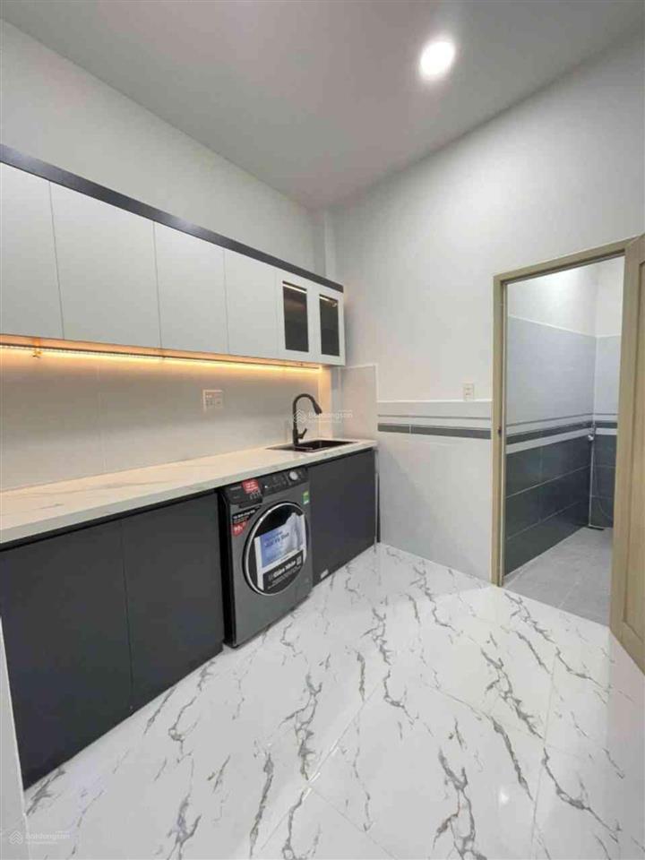 Nhà mới nguyễn thị tần, quận 8  23m2  2 tầng  sổ riêng  2.78 tỷ