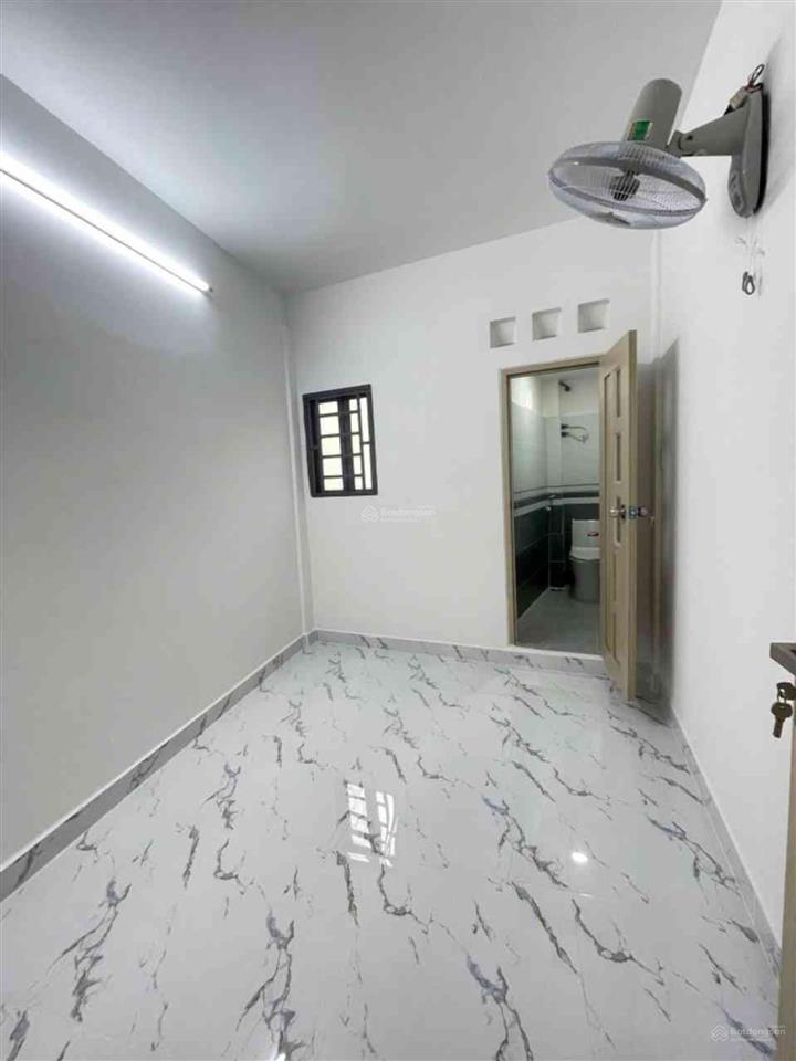 Nhà mới nguyễn thị tần, quận 8  23m2  2 tầng  sổ riêng  2.78 tỷ