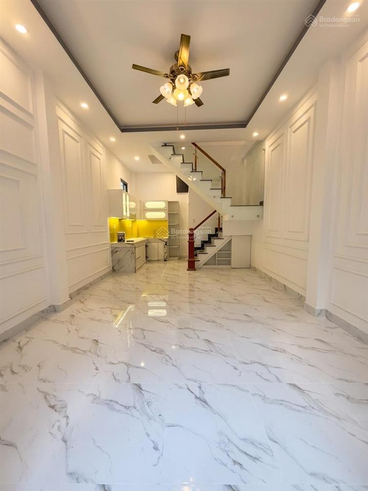 Nhà mới xây cạnh hẻm ô tô dương bá trạc quận 8, 36m2, 3 tầng nhỉnh nhẹ 5 tỷ