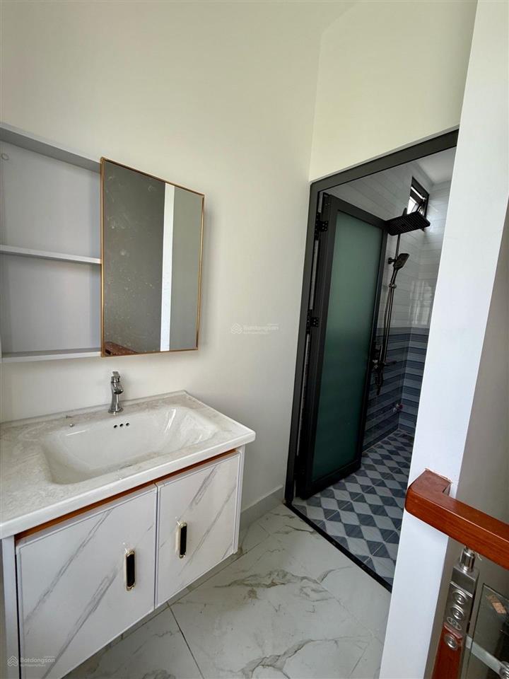 Nhà mới xây cạnh hẻm ô tô dương bá trạc quận 8, 36m2, 3 tầng nhỉnh nhẹ 5 tỷ