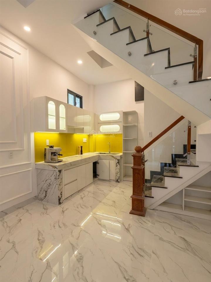 Nhà mới xây cạnh hẻm ô tô dương bá trạc quận 8, 36m2, 3 tầng nhỉnh nhẹ 5 tỷ