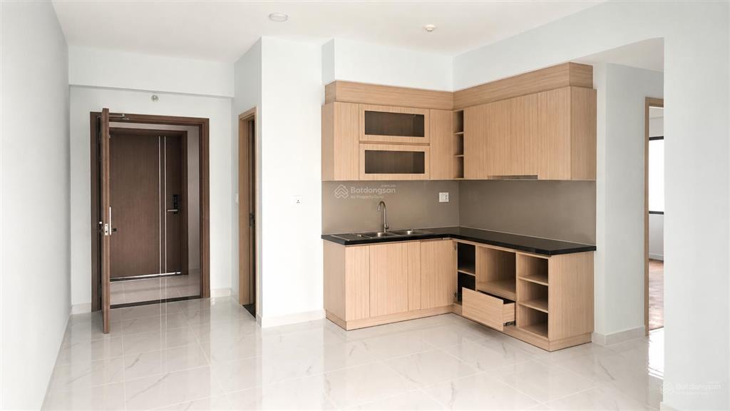 Bán căn hộ lovera vista block b  3pn 2wc  3.79 tỷ có thương lượng