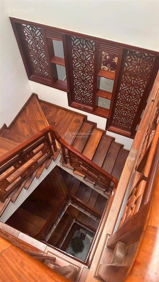 Siêu phẩm đồng kỵ, mua nhà tặng nội thất