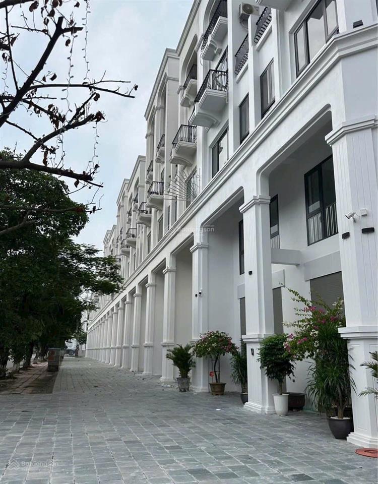 Bán căn shophouse vườn hồng  đồng kỵ
