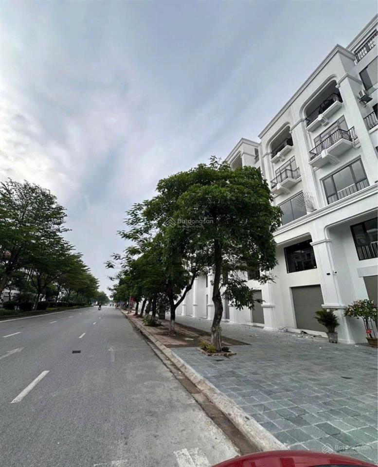 Bán căn shophouse vườn hồng  đồng kỵ