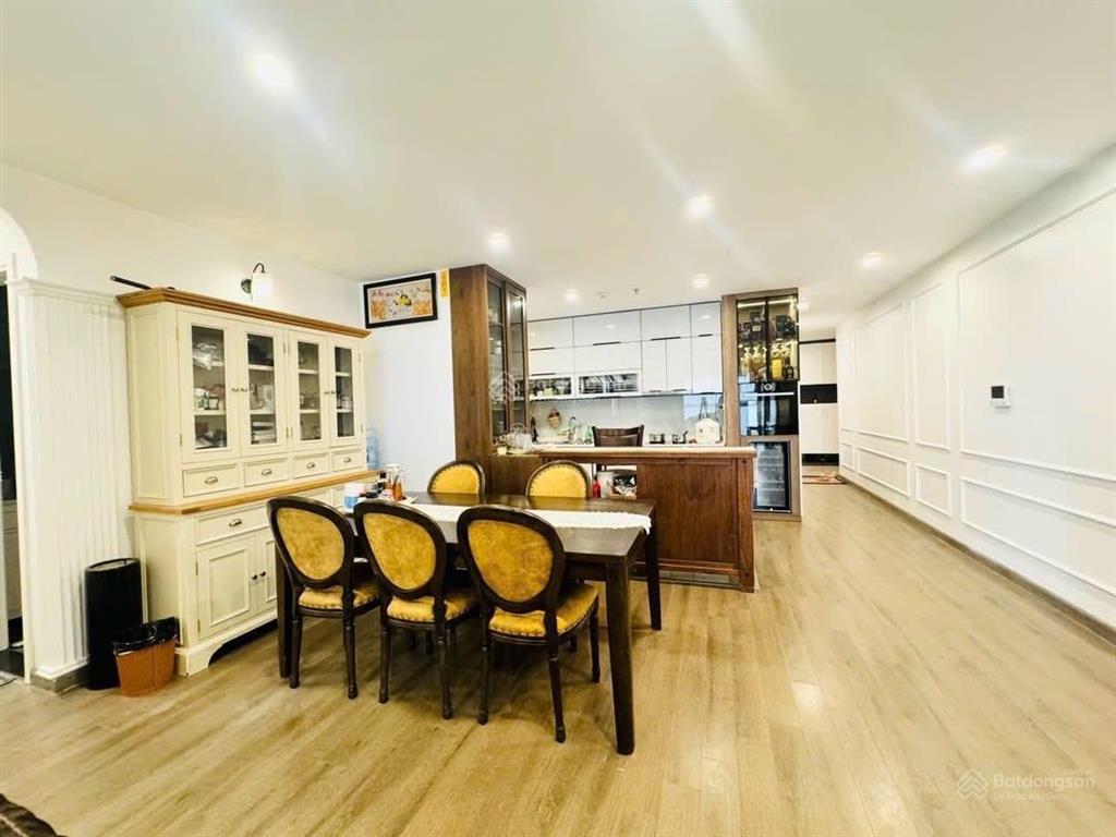 Chính chủ cho thuê 3pn tại dự án skypark residence full nội thất giá siêu rẻ, e 0889 053 ***