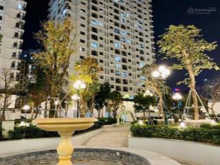 Chính chủ gửi bán căn hộ view pháo hoa tầng trung, nhà full nội thất đẹp, giá chỉ nhỉnh 5 tỷ