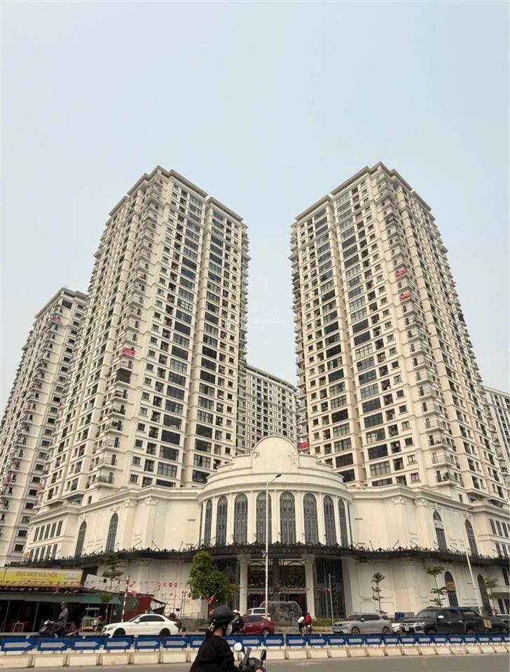 Chính chủ gửi bán căn hộ 2pn hướng nam giá siêu tốt chỉ 4,7 tỷ, nhà full nội thất  e 0889 053 ***