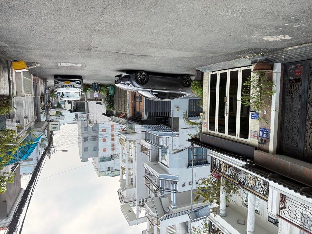 NHÀ NGANG 6MX16M- HAI MẶT HẺM KHÔNG LỘ GIỚI- XE HƠI NGỦ NHÀ - NGAY NGÃ TƯ QUANG TRUNG