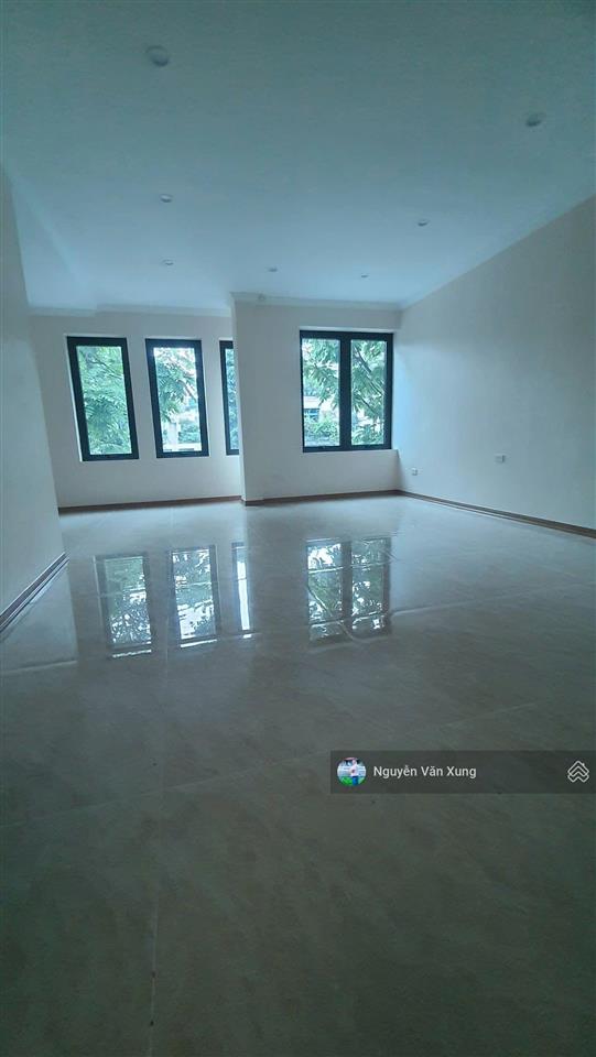 Cho thuê biệt thự kđt văn phú, 270m2, mt 15m, giá hời khu vực