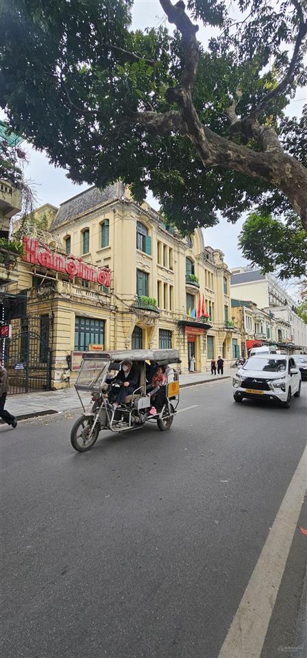 Cho thuê tòa nhà phố hồng tiến long biên mặt tiền 16m x 380m2 x 7 tầng 2 hầm alo 0333 888 ***