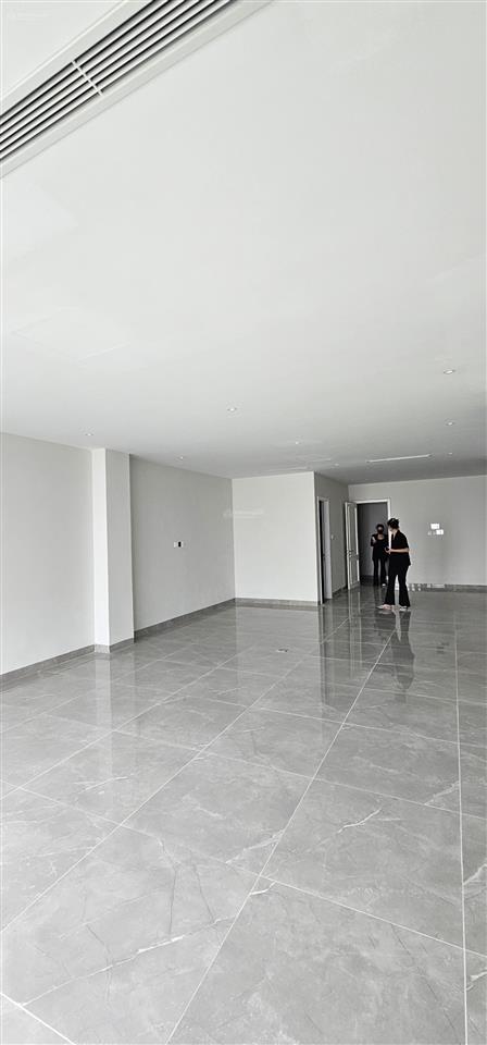 Cho thuê nhà phố hòa mã, hai bà trưng mặt tiền 5m x 70m2 x 5 tầng chỉ 60tr alo 0333 888 ***