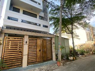 Hailongreal nhà 6.6tỷ, dt 6x14m, 4 tầng, mới 100%, ngã tư đường lê văn lương rẽ vào nguyễn bình