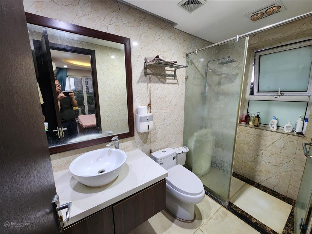 Bán chcc south building đường trần thủ độ. dt 77m2 2pn 2wc căn góc view biệt thự