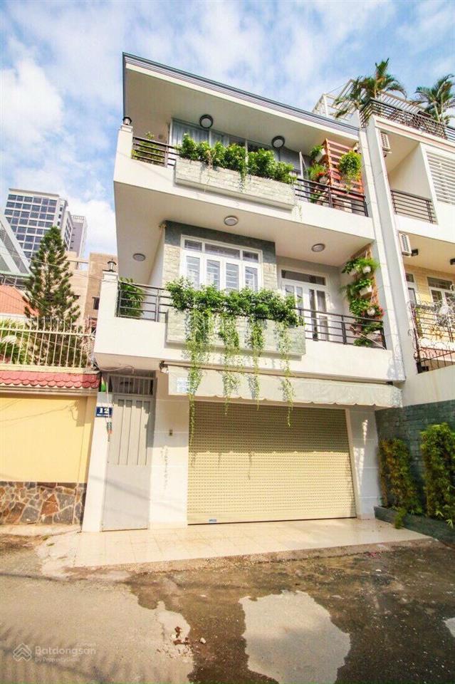 50m ra quốc hương  bán nhà 3 tầng vô ở liền, 5.2x17m giá 23.5 tỷ