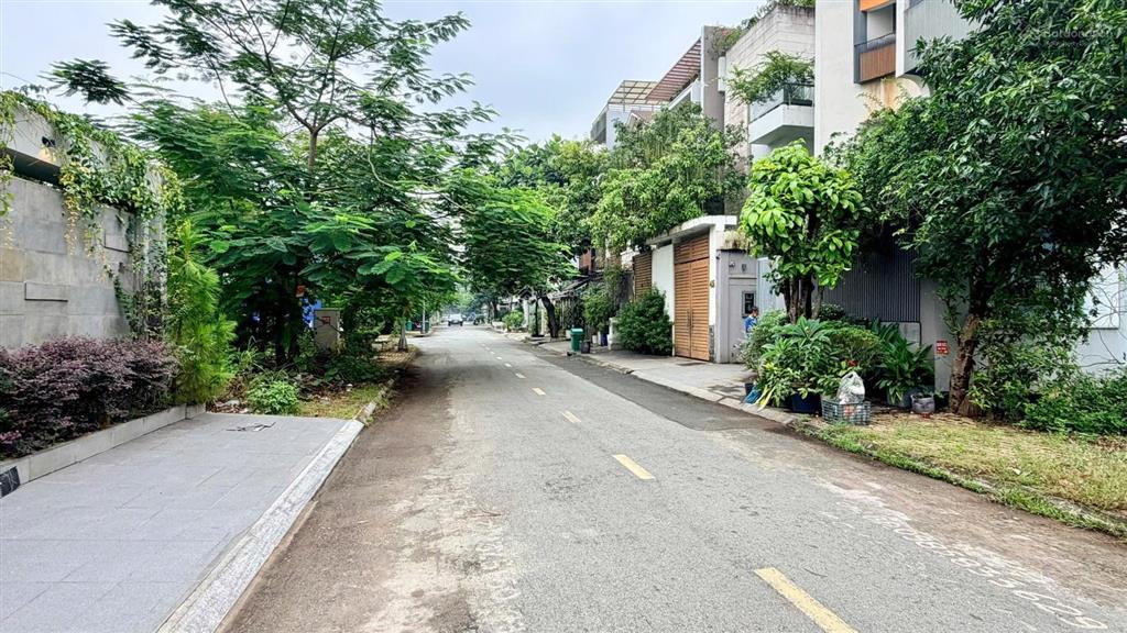 Sập giá !!! bán đất xây building văn phòng  căn hộ ds 12 trần não, 10x15 chỉ 23,5 tỷ