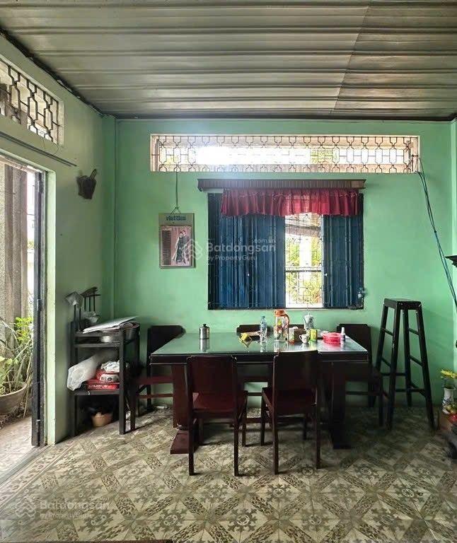 Bán nhà cấp 4 đường xe hơi thông gần ngã tư bảy hiền tân bình