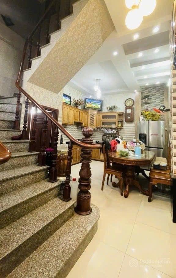 Bán nhà đường lê thúc hoạch quận tân phú