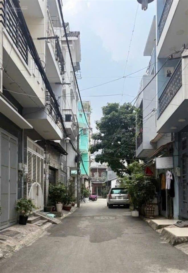 Nhà 3 tầng đường xe hơi gần mặt tiền nguyễn hữu tiến tây thạnh tân phú.