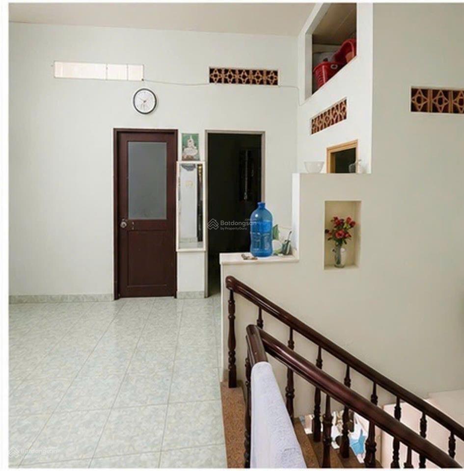 Ngay tân sơn nhì gần mặt tiền lớn nhà nở hậu 6m đường ôtô vào nhà