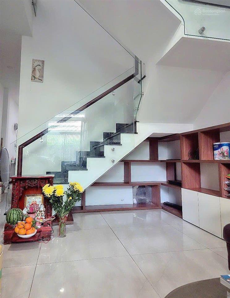 Đường 5m nhà 2 tầng gần chợ sơn kỳ ngay aeon tân phú.