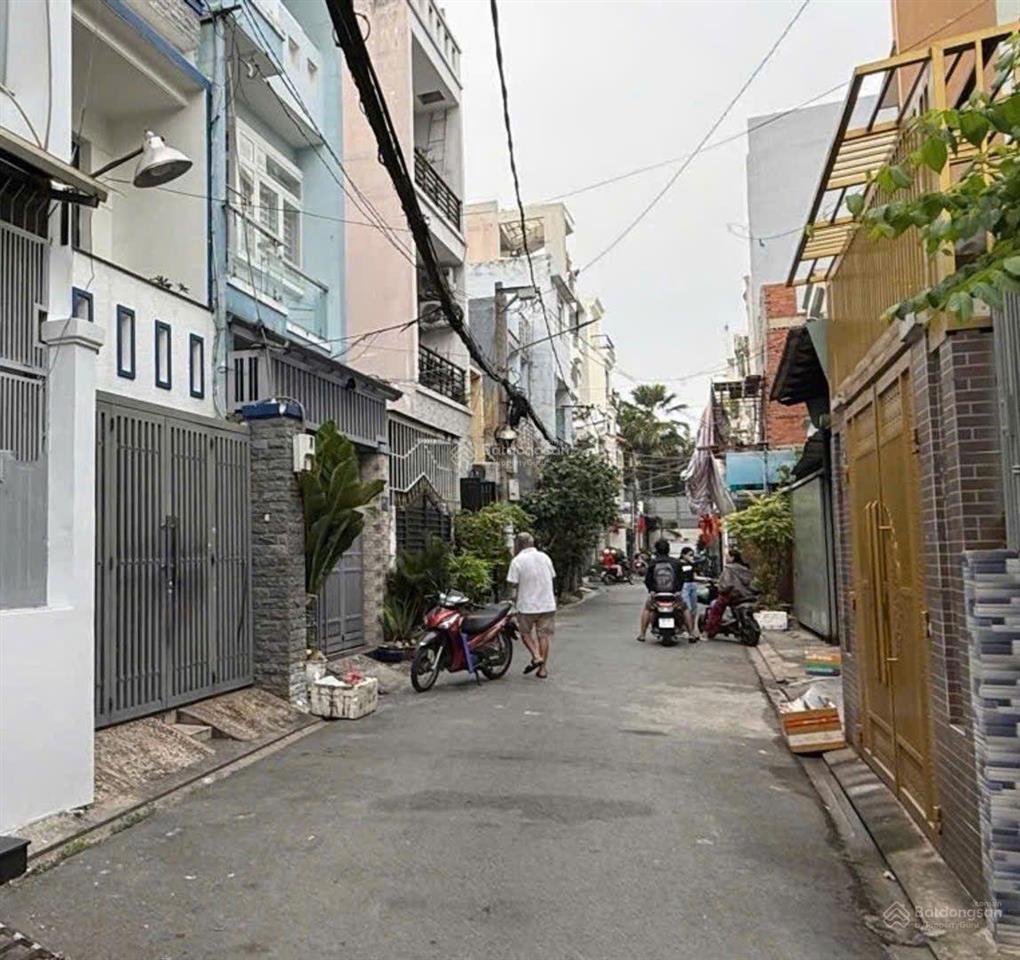 Đường 5m nhà 2 tầng gần chợ sơn kỳ ngay aeon tân phú.