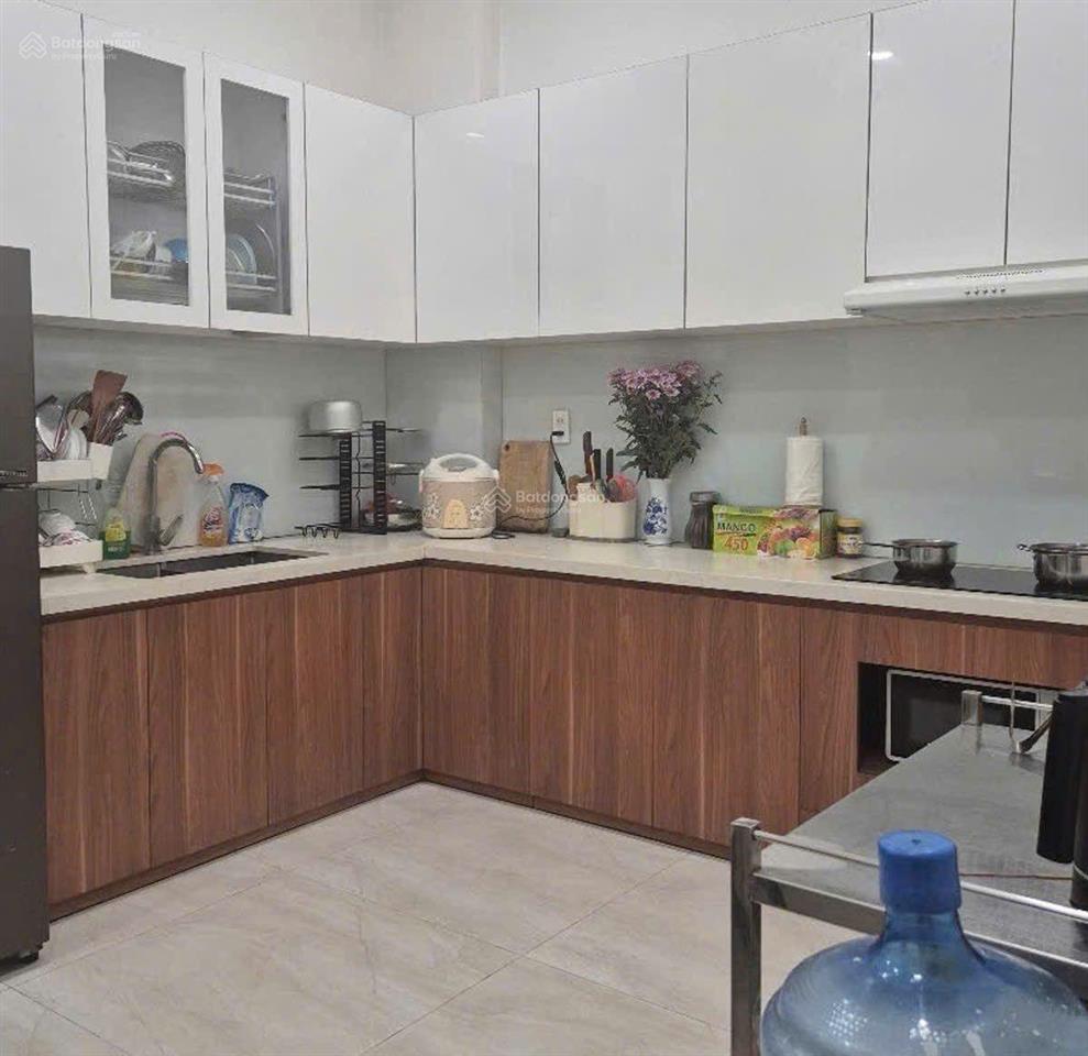 Ngay mặt tiền lam sơn p.2 q tân bình gần san bay tân son nhất.