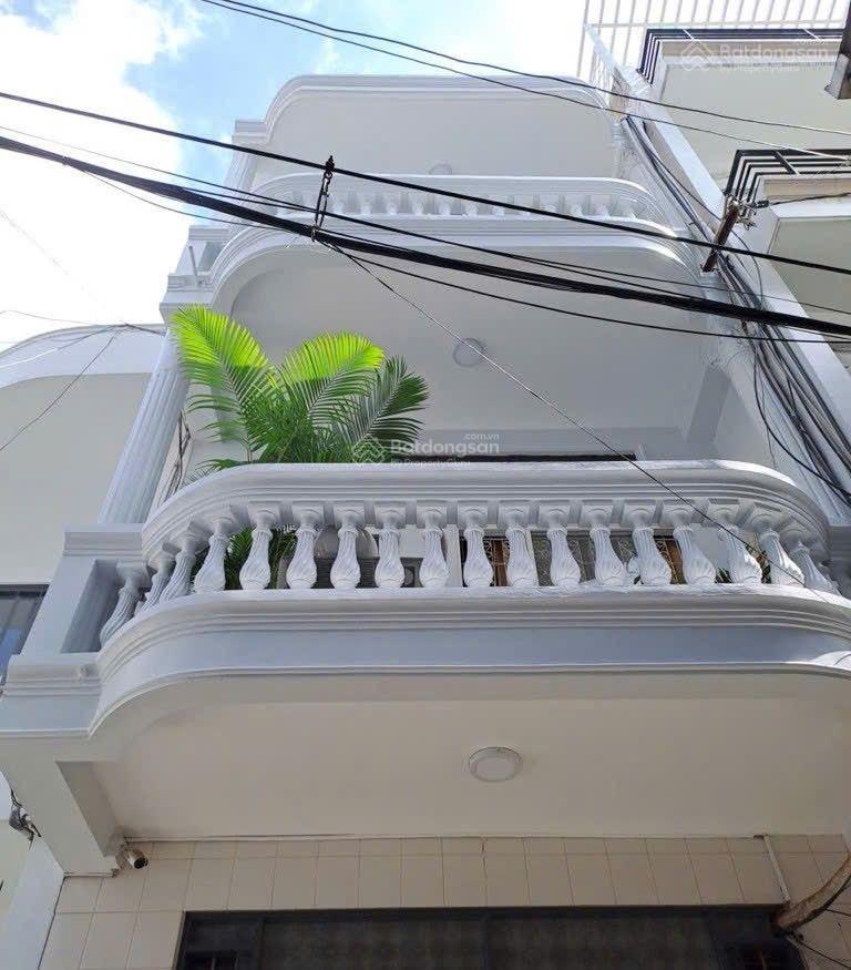 Ngay mặt tiền lam sơn p.2 q tân bình gần san bay tân son nhất.