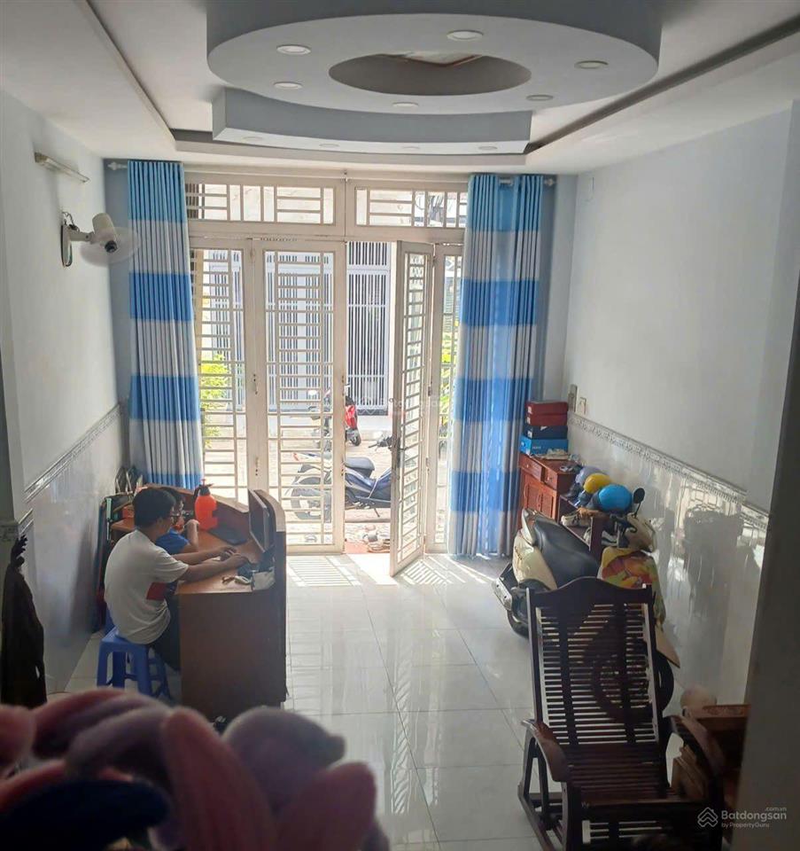 Nhà 3 tầng khu phân lô đường 8m có lề ngay chợ sơn kỳ tân phú.