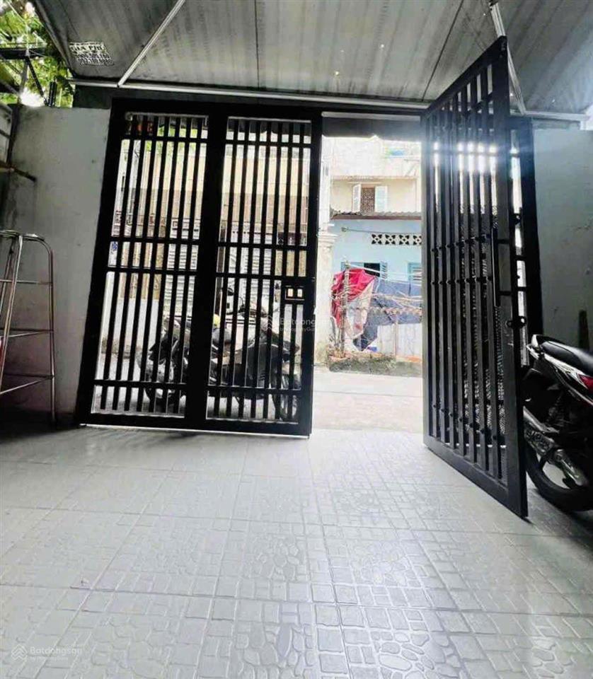 Nhà mặt tiền đô đốc chấn tân sơn nhì tân phú.