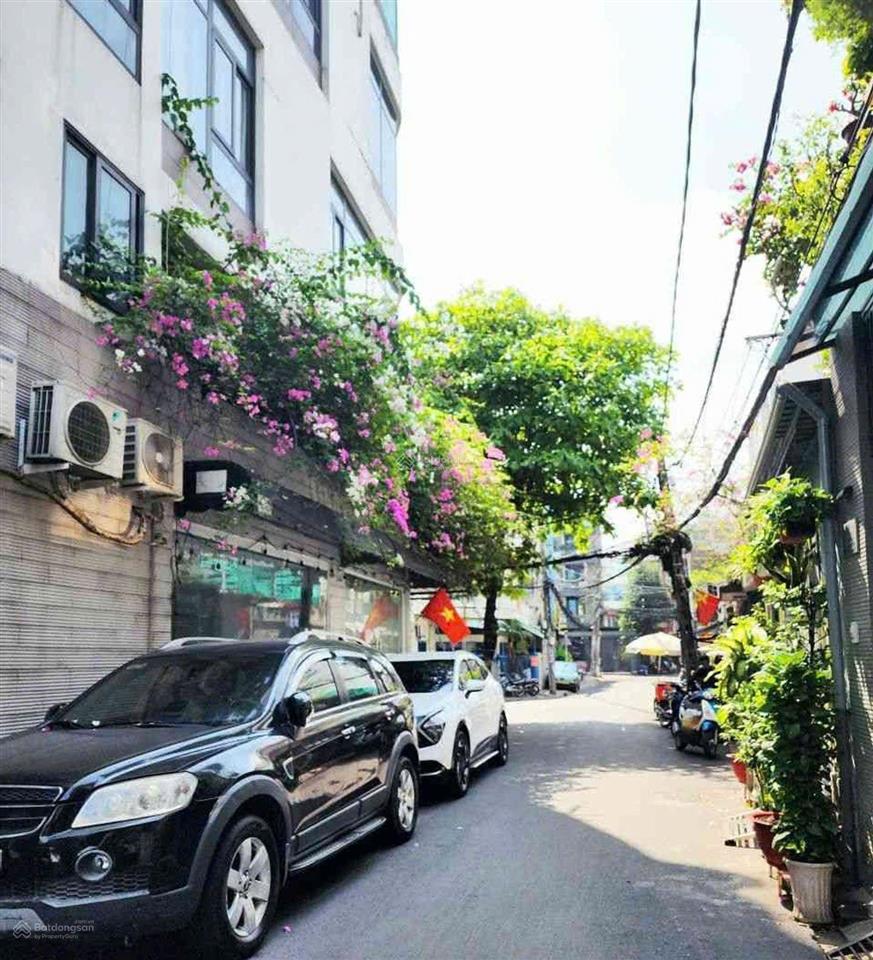 Đuờng 4m gần mặt tiền nhà trịnh đinh trọng tân phú