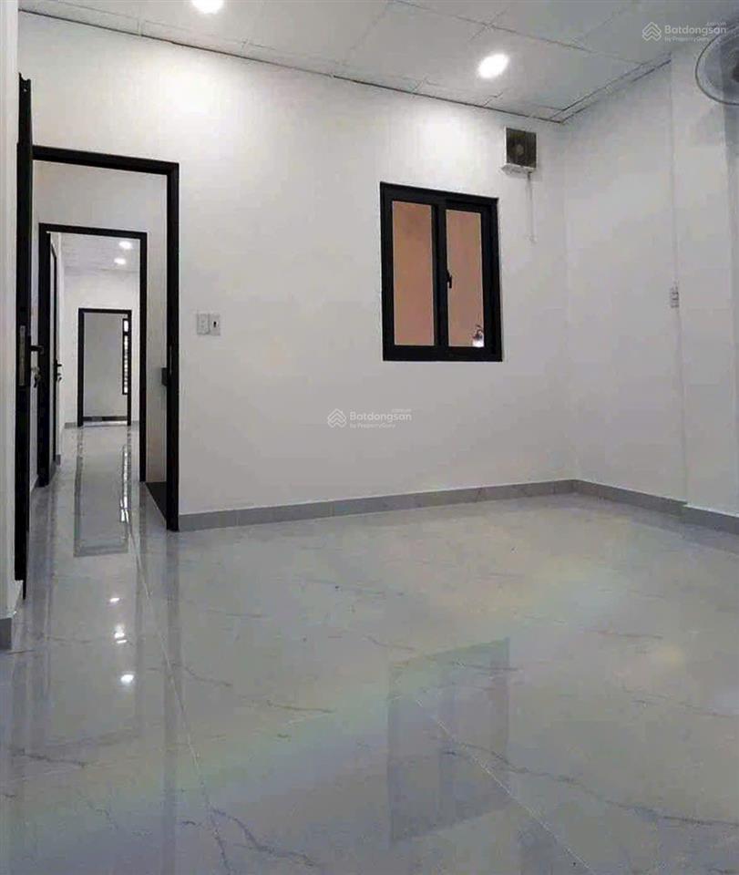 Đuờng 4m gần mặt tiền nhà trịnh đinh trọng tân phú